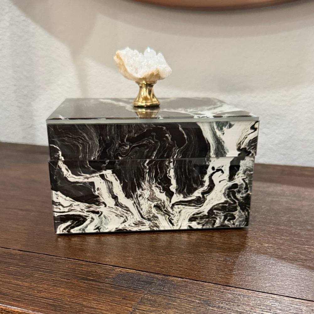 Black and White Marble Jewelry Box
